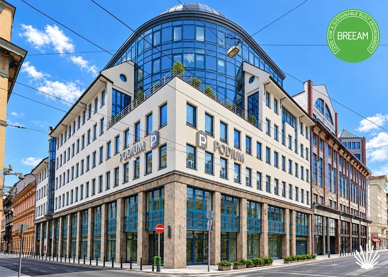 Pódium Irodaház-0